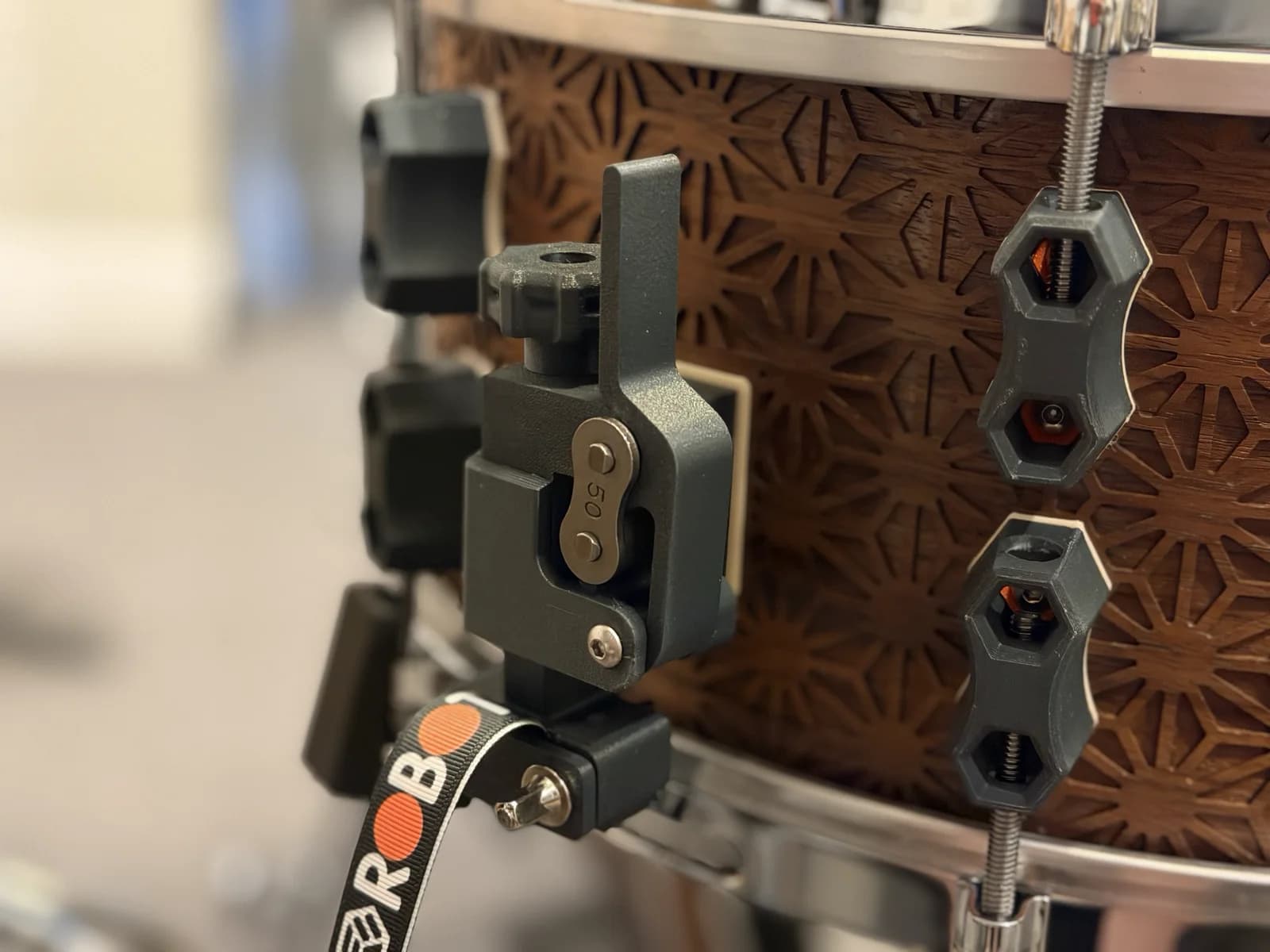 Robot Throwoff One installed with the lever up.